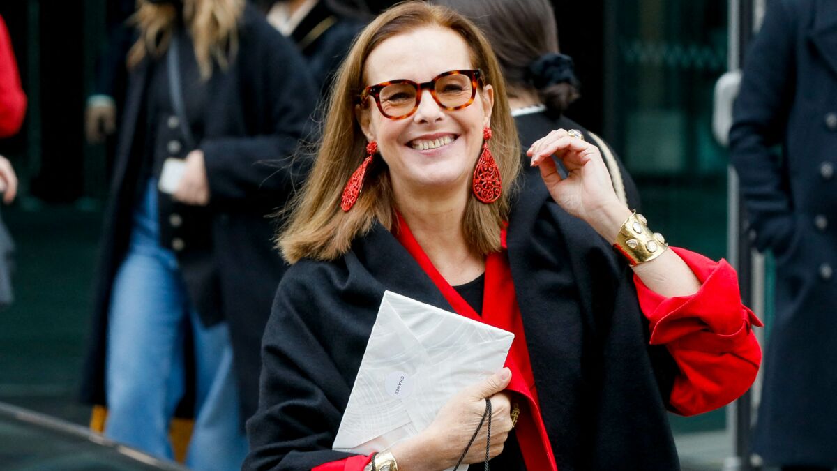 Est Ce Que Carole Bouquet Est La Fille De Michel Bouquet Carole Bouquet : quelle est sa relation avec Caroline de Monaco, la mère de  sa belle-fille ? - Voici