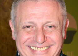 David Martin - La biographie de David Martin avec Voici.fr