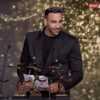 Adil Rami en roue libre : il remet un prix et évoque son ex Pamela Anderson - Voici