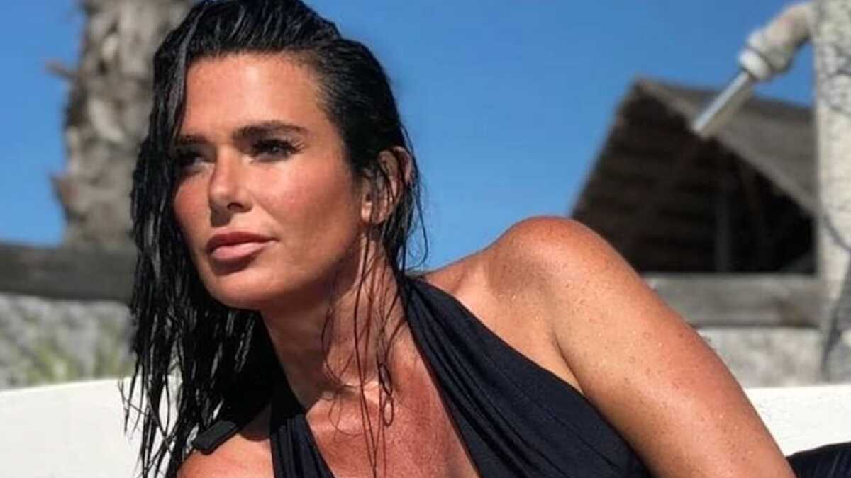 Anissa La Villa Des Coeurs Brisés Depart Cécile (MAPR 5) et sa fille Anissa dans La Villa des coeurs brisés : elles  dévoilent la date de diffusion - Voici