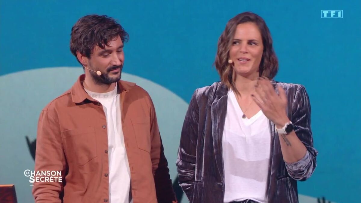 Christophe Beaugrand La Chanson Secrete Je n'arrive plus à parler » : Laure Manaudou en larmes au côté de Jérémy  Frérot dans La chanson secrète - Voici