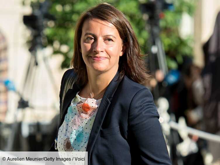Cécile Duflot : sa fameuse robe chemise fait son retour à l'Assemblée Nationale, 10 ans après le scandale