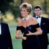Lady Diana : l’histoire incroyable derrière la célèbre « revenge dress » noire de la princesse - Voici