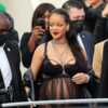 Rihanna fait sa première apparition publique depuis son accouchement - Voici