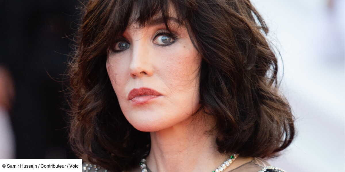 PHOTO Isabelle Adjani : à 67 Ans, Elle Adopte Les Baby Bangs Ultra ...