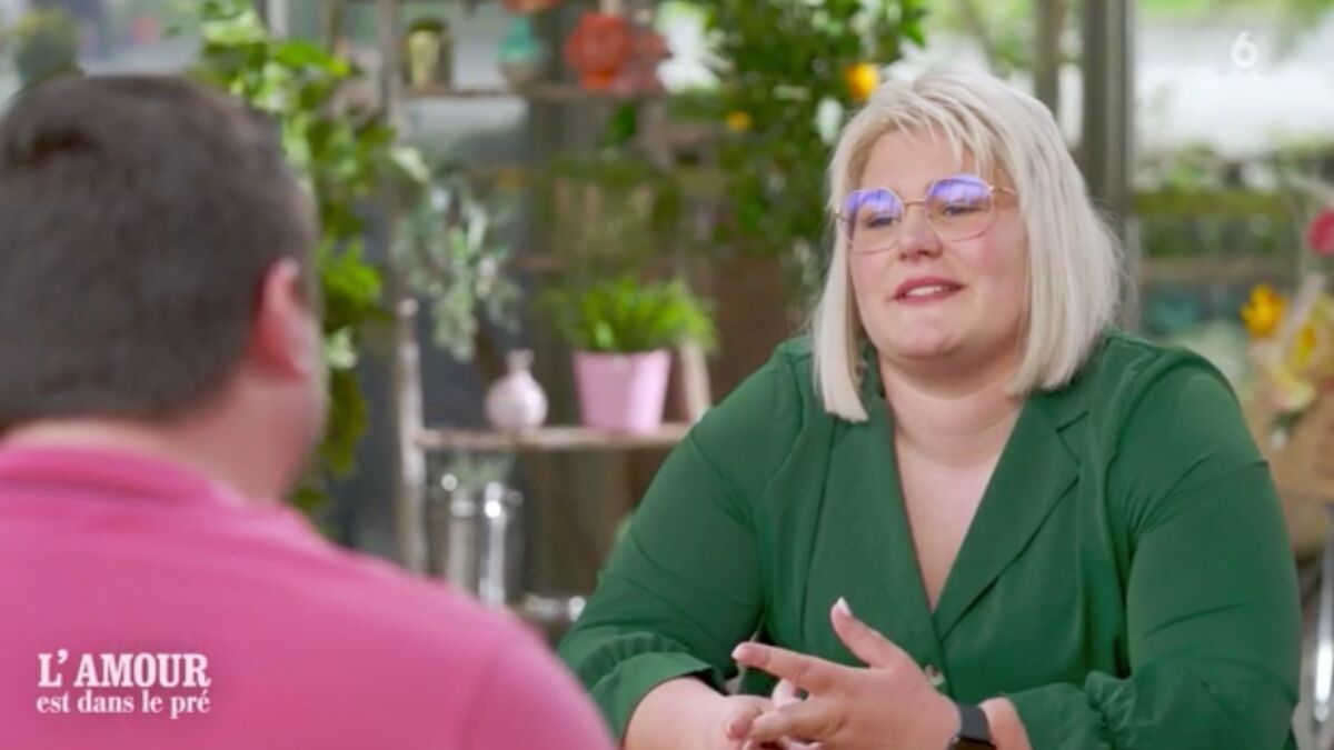 Noémie Dans L amour Est Dans Le Pré L'amour est dans le pré : Noémie hésitante, l'agricultrice déclenche la  colère des internautes (ZAPTV) - Voici