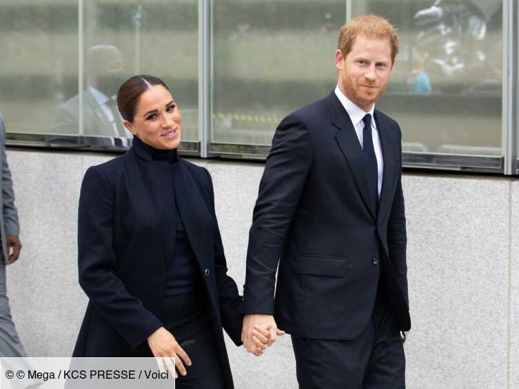 Harry and Meghan Markle back in the UK: the couple makes a very discreet arrival on board a commercial flight