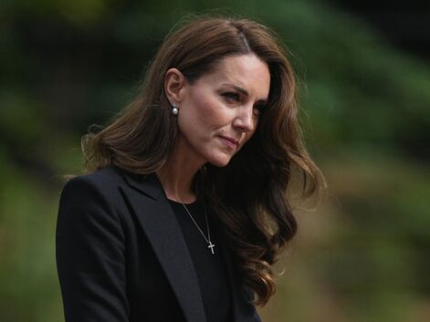 Kate Middleton et le prince William : gestes tendres lors de leur sortie devant Sandringham