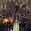 Obsèques d’Elizabeth II : pourquoi la reine ne sera pas enterrée - Voici