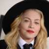 Madonna vient-elle de faire son coming-out ? La chanteuse poste une vidéo qui enflamme la Toile - Voici