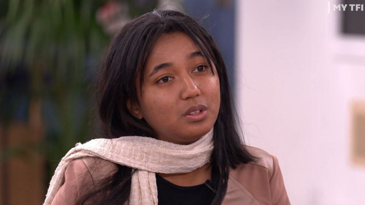 Anisha Sauvee Par Le Public Star Academy : Anisha malmenée par les autres élèves ? Cette séquence qui a  choqué les internautes - Voici