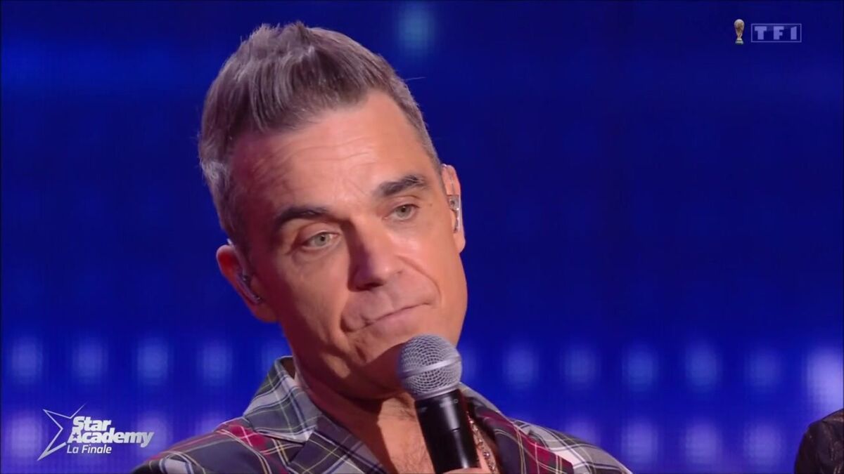 Salaire Robbie Williams Star Academy Star Academy : ce geste de Robbie Williams qui a choqué les téléspectateurs  - Voici