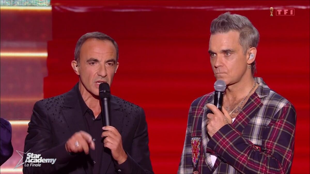 Salaire Robbie Williams Star Academy Star Academy : le comportement dérangeant de Robbie Williams dans les  coulisses de la finale révélé - Voici