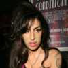 Amy Winehouse : une première photo du biopic dévoilée, la ressemblance de l’actrice est troublante - Voici