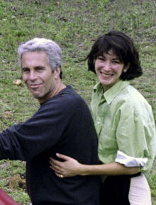 Ghislaine Maxwell - La biographie de Ghislaine Maxwell avec Voici.fr