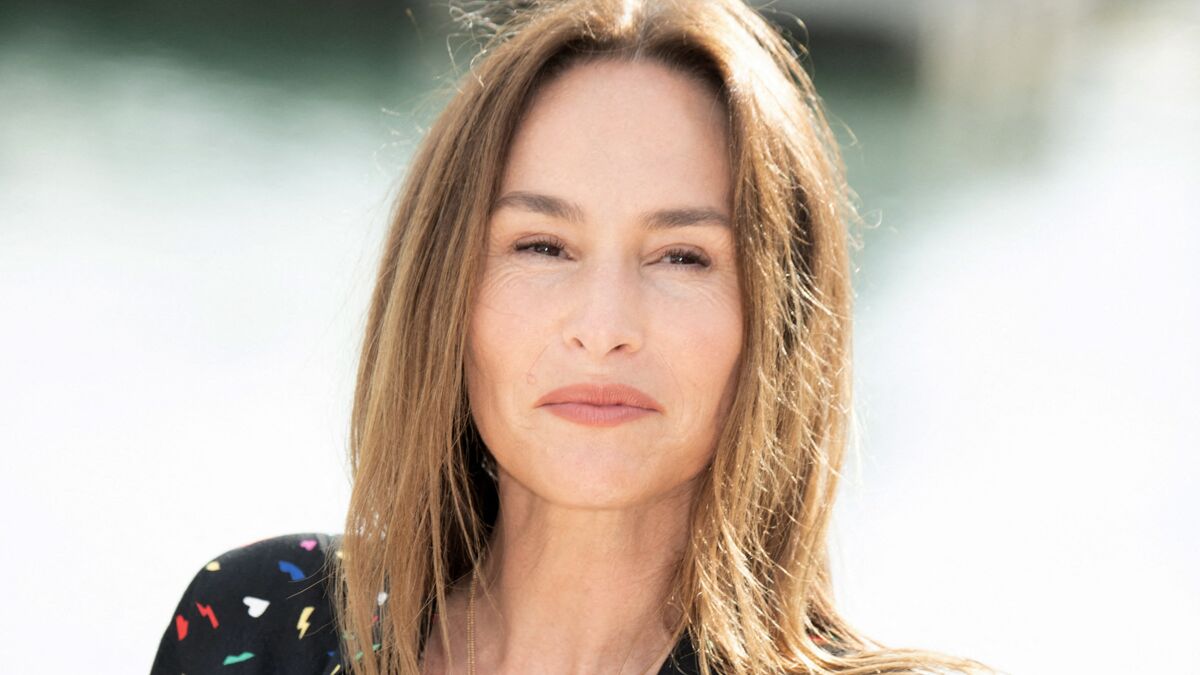 Vanessa Demouy Et Son Nouveau Compagnon 2022 Vanessa Demouy séparée de Philippe Lellouche : l'actrice officialise avec  son nouveau compagnon ! - Voici