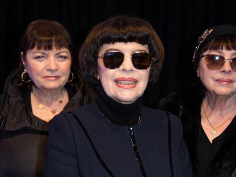 Mireille Mathieu et ses sœurs au défilé Pierre Cardin 