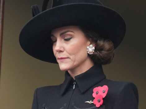 Kate Middleton bouleversée au côté de la reine Camilla pour la cérémonie de Remembrance Day