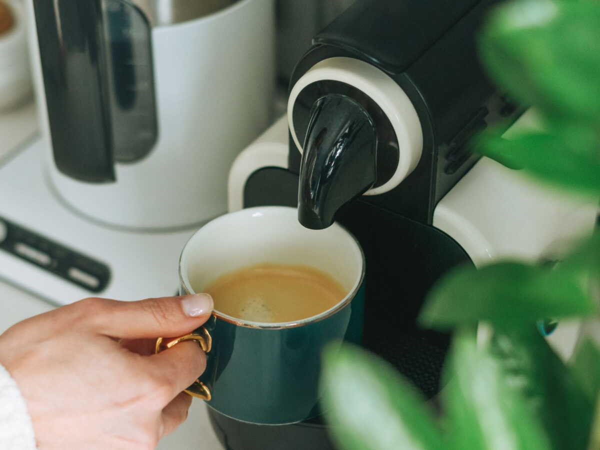 Machines à café : les meilleures cafetières à dosettes à shopper en 2026