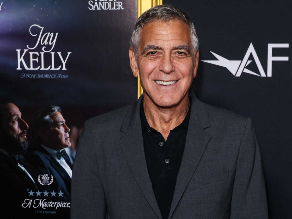 "Je n’ai pas hésité une seconde" : George Clooney annonce avoir rejoint le casting du film Dix pour cent