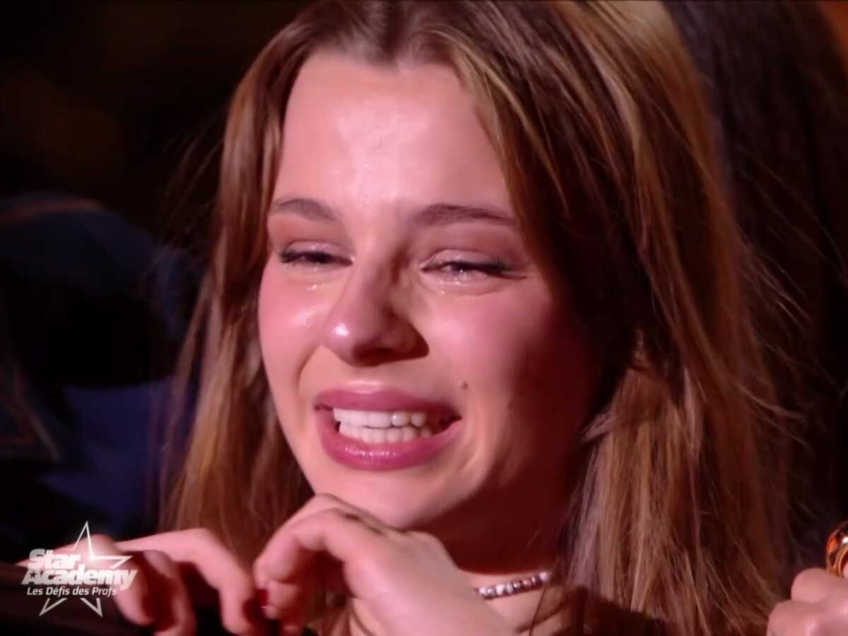 "C'est pour de vrai ?" : Lucie Bernardoni réagit au départ d'Anouk, éliminée de la Star Academy mais elle est perturbée par un tout autre évènement