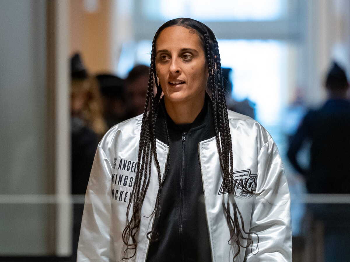 "Laissez mon frère reposer en paix" : Roxane Depardieu intransigeante avec ses haters qui évoquent son frère décédé, Guillaume Depardieu