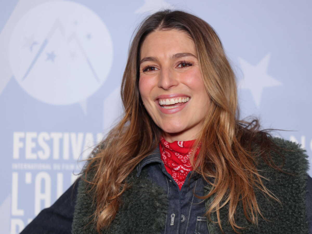 "Un joli couple" : Laury Thilleman et Paul Mirabel ne se cachent plus, ils s'affichent très complices !