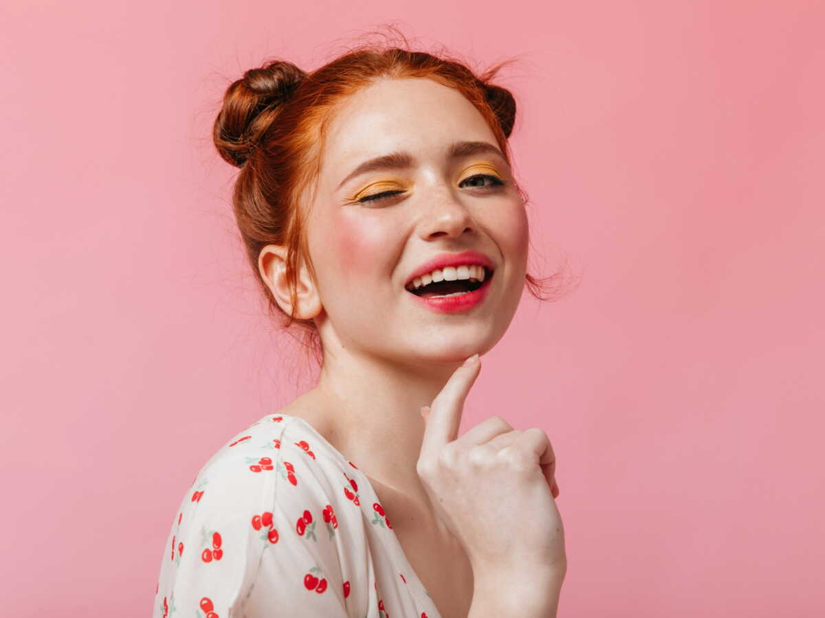 “Des lèvres brillantes sans coller” : ce gloss Kiko cartonne à petit prix