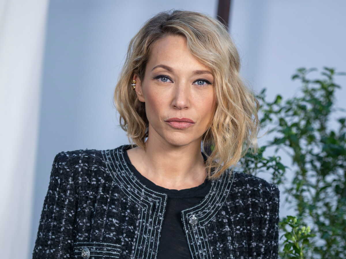 Laura Smet touchée par le deuil : elle dévoile un rare cliché de ses parents décédés, Nathalie Baye et Johnny Hallyday