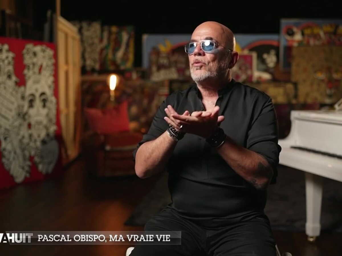 "J'ai comblé ce manque" : fragilisé par le divorce de ses parents, Pascal Obispo explique comment il s'en est sorti
