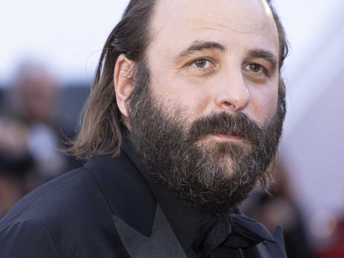 "Rien à voir avec ma vraie vie" : Vincent Macaigne en dit plus sur son rôle dans le film Dix pour cent