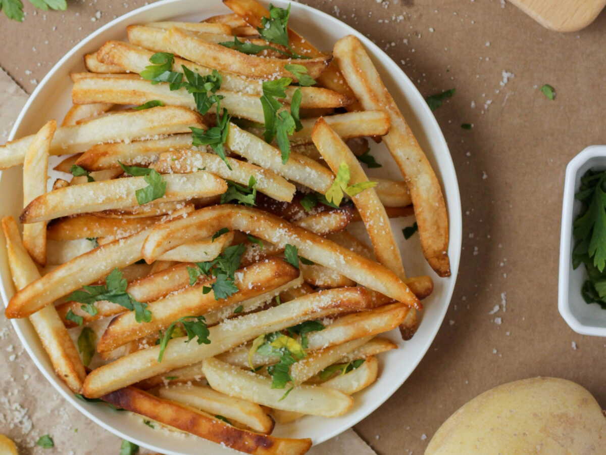 Frites japonaises croustillantes : les longues frites savoureuses à la purée de pommes de terre