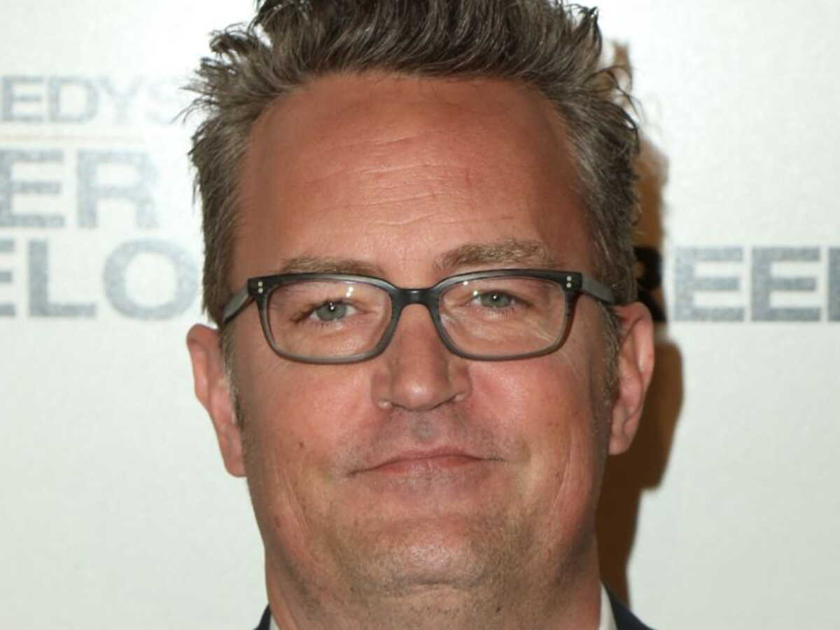 "Il n'était plus qu'un corps..." : la mère de Matthew Perry revient avec émotion sur le jour de sa mort