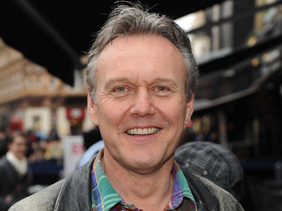 "Il était le meilleur de nous" : les acteurs de Buffy contre les vampires rendent hommage à Anthony Head