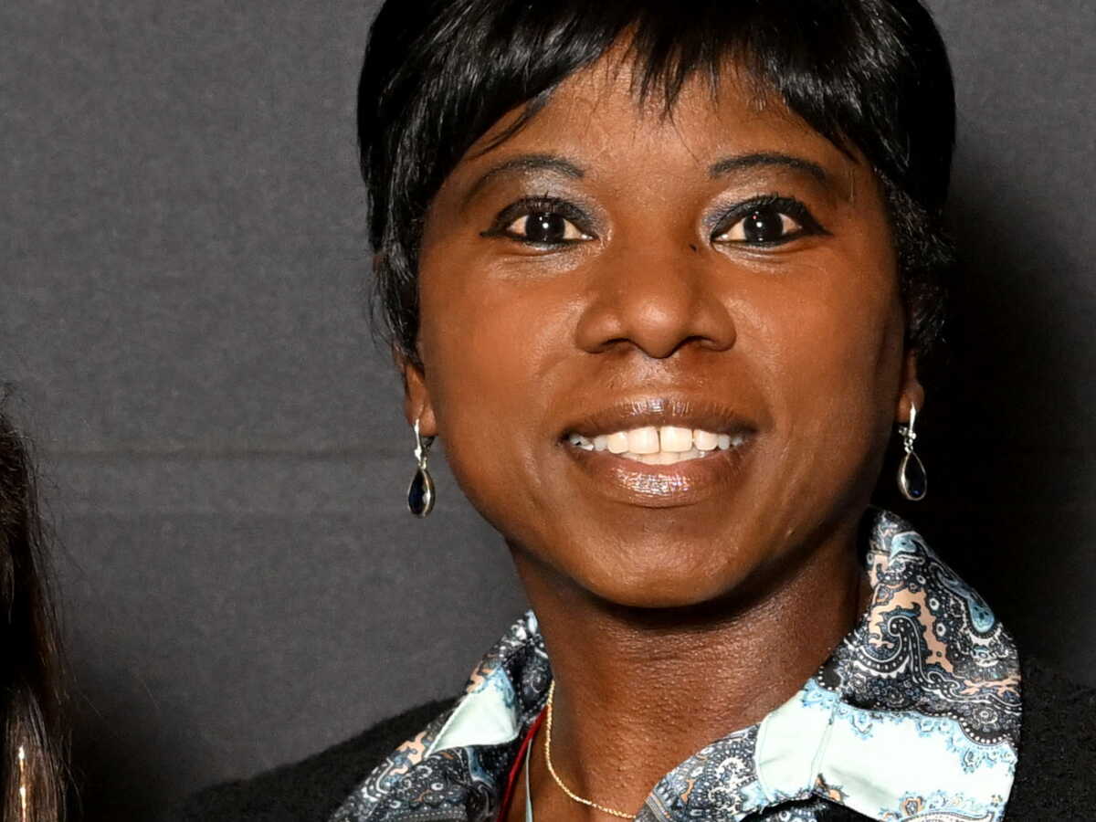 "Toujours en soins intensifs" : Surya Bonaly donne des nouvelles de sa mère atteinte d'un triple cancer