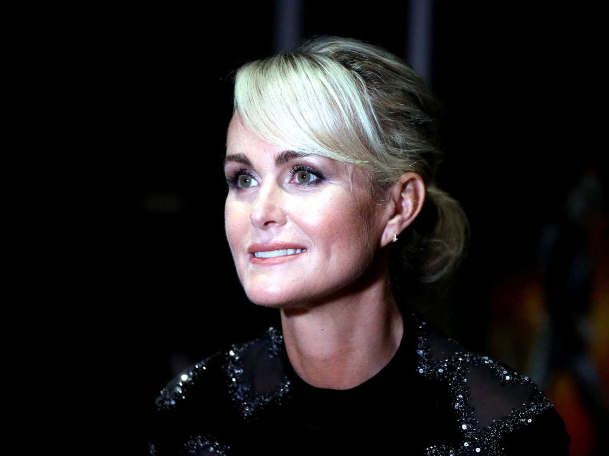 "Je sais ce que c'est…" : Laeticia Hallyday prend la parole en soutien aux personnes touchées par les graves incendies en Gironde