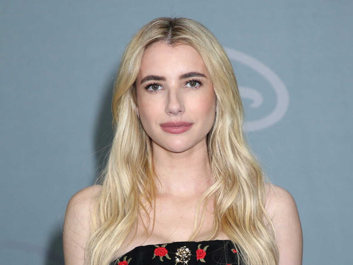 Emma Roberts s'est mariée : les coulisses de son union avec Cody John en présence de Julia Roberts