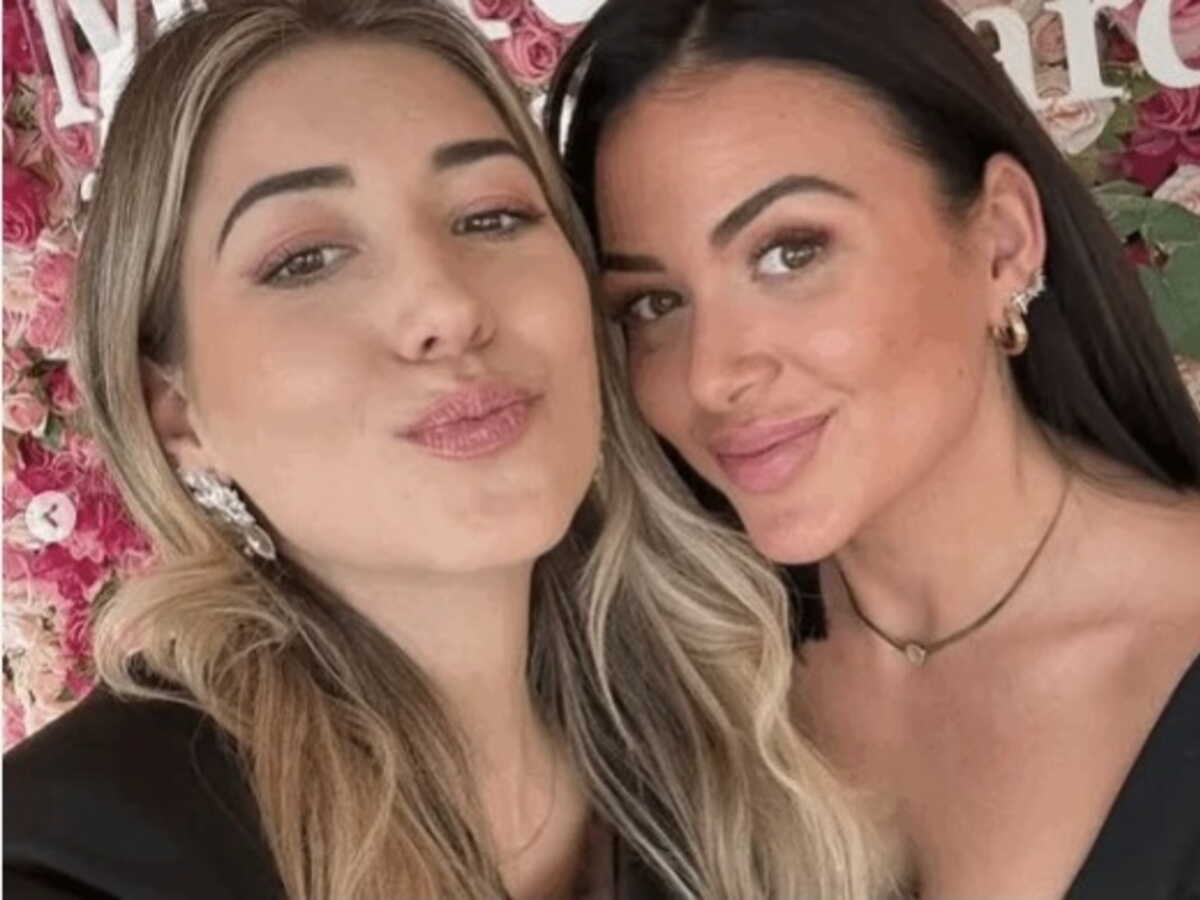 "Je vais devenir tata" : Mélanie (MAPR 10) réagit à la grossesse de Lucile, sa soeur cadette
