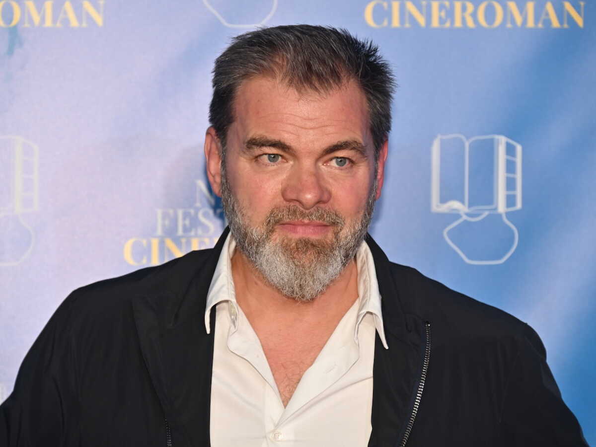 Clovis Cornillac : pourquoi l'acteur n'a jamais appelé ses célèbres parents "papa" et "maman"