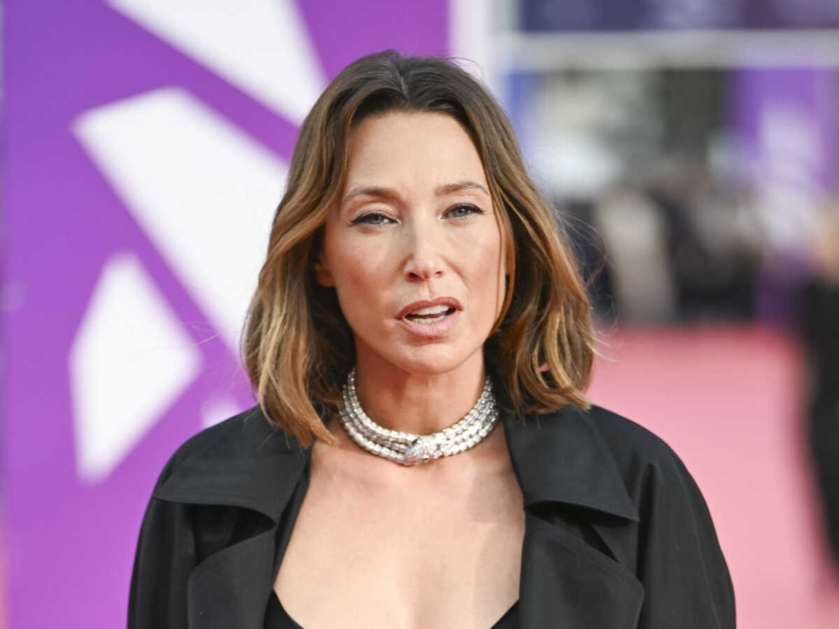 "C'est une femme qui s'est sacrifiée" : Laura Smet se confie sur Huguette, la mère de Johnny Hallyday, qu'elle incarne dans le biopic en hommage au chanteur