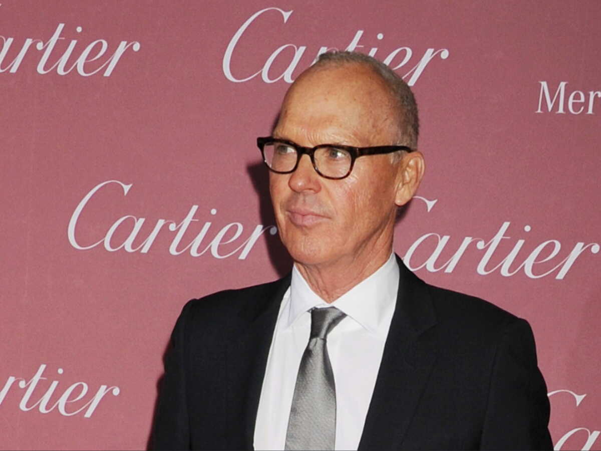 Michael Keaton fête ses 75 ans : il a été en couple pendant 6 ans avec une actrice de la série Friends
