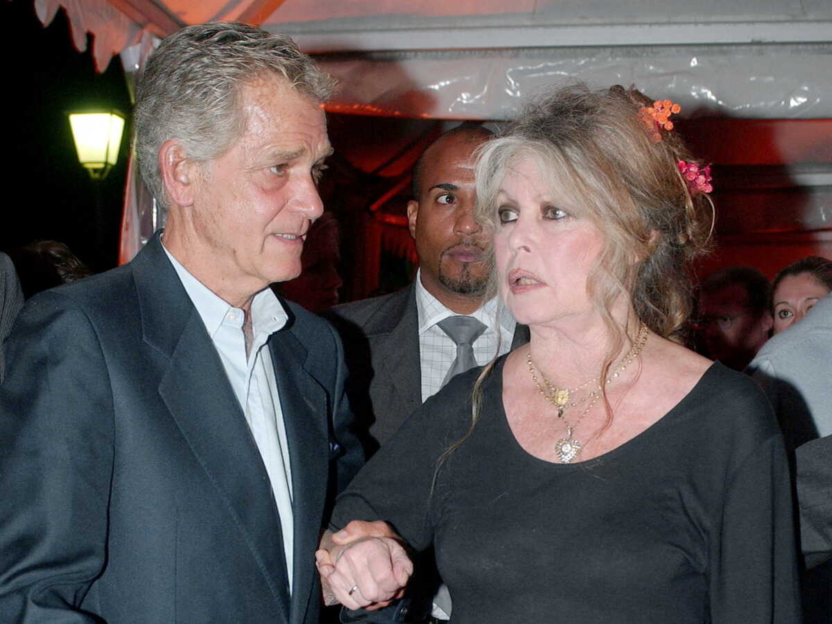 Brigitte Bardot : Bernard d'Ormale ne lâche rien et continue de crier son désaccord face à la vente d'affaires personnelles de l'actrice
