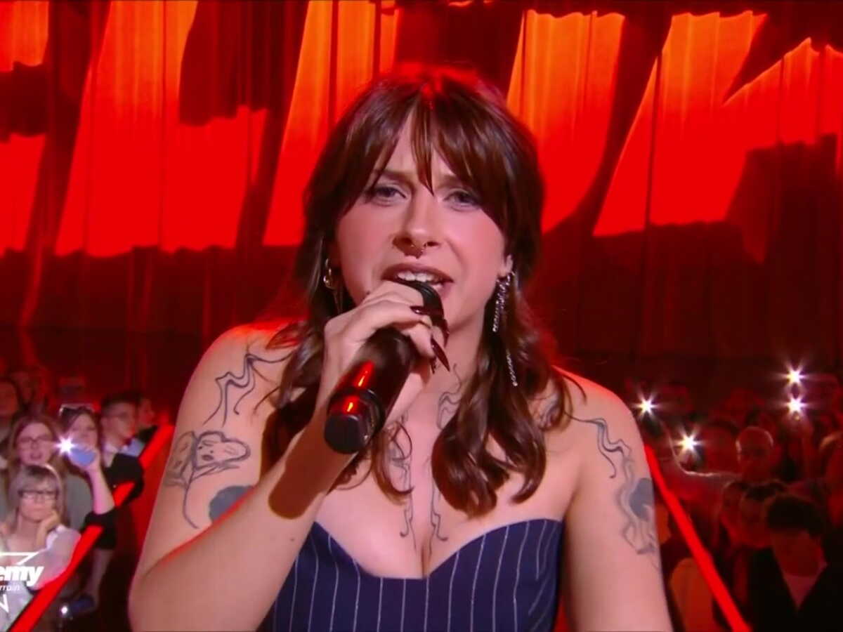 "Je t’attends au studio" : tout juste éliminée de la Star Academy, Elija reçoit une invitation de la part d’un grand artiste