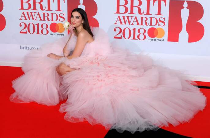 Dua Lipa aux Brit Awards 2018, le 21 février à Londres