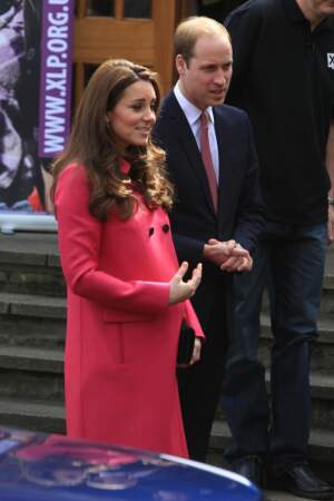 À huit mois de grossesse, impossible pour Kate Middleton de dissimuler la rondeur de son ventre