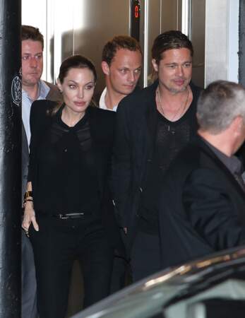 Brad Pitt et Angelina Jolie sortent du club Le Silencio dans le 2e arrondissement