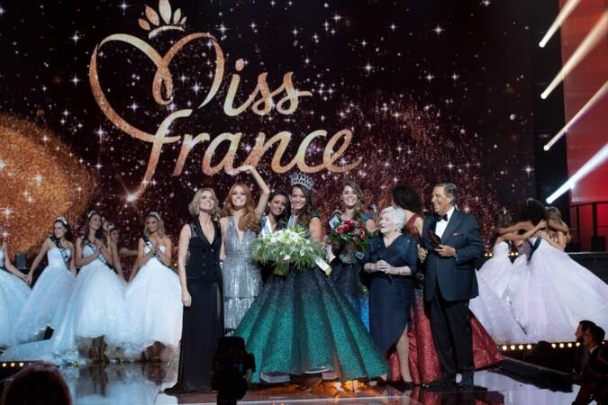 Miss Tahiti, Vaimalama Chaves, est couronnée Miss France 2019