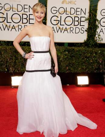 Jennifer Lawrence, pleine de fraîcheur et d'élégance en Dior