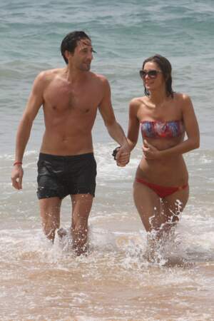 C'est l'amour à la plage : Adrien Brody et Lara Leito 