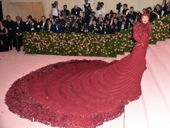 Cardi B sur le tapis rouge lors du Met Gala 2019 à New York